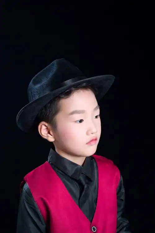 static的儿童摄影作品《六岁小男孩》