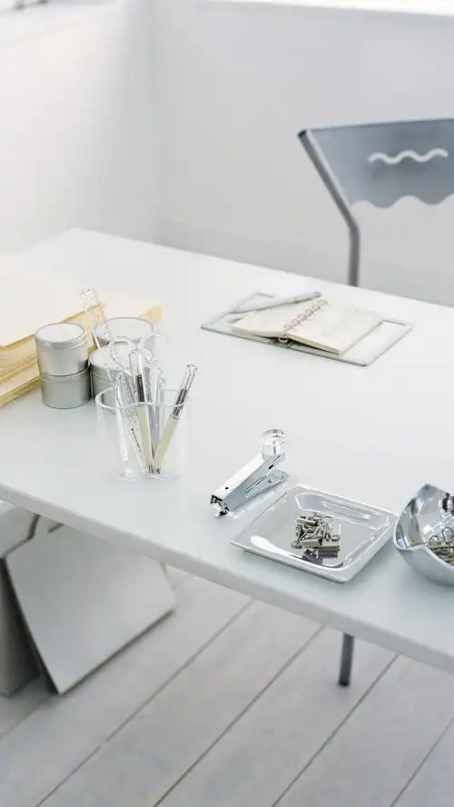 简约办公桌h5背景素材