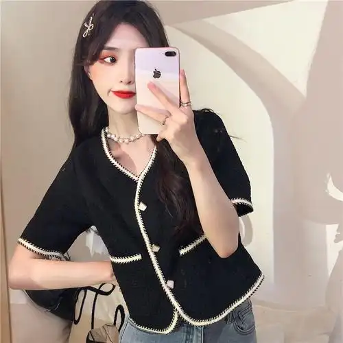 短袖t恤女夏季法式气质小香风宽松短款v领上衣,商品下架区,麦依馥