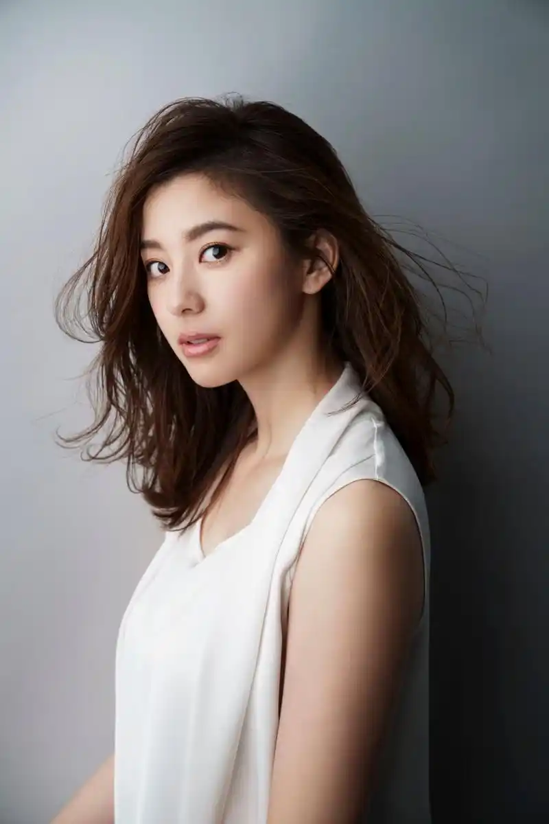 盘点2021年结婚的17对日本明星,"国民老婆"新垣结衣最伤粉丝心