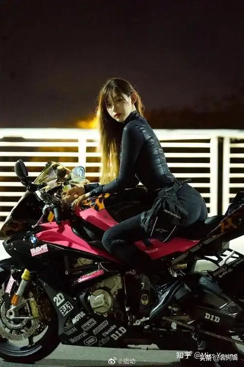 最近一段时间网络上面突然传出当红网红痞幼的不雅