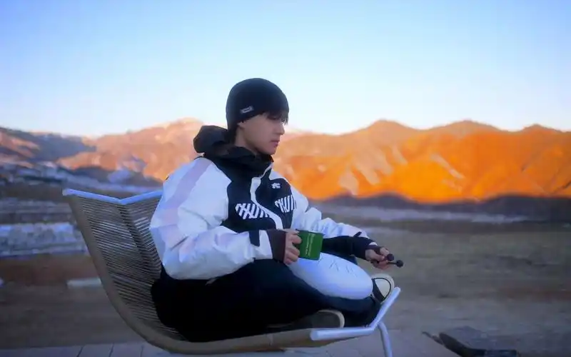 姚琛的日出空灵鼓-姚琛_yaochen网宣联盟-姚琛的精选有趣视频-哔哩