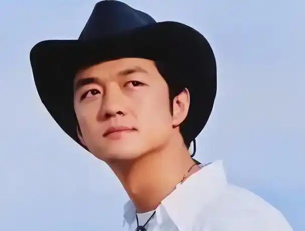 看到李亚鹏近状,才知道周迅说得没错,王菲当年的决绝