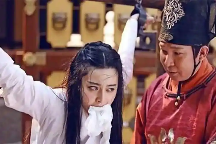 古代针对女子的五大酷刑,惨无人道的刑法都对女犯人做了什么?