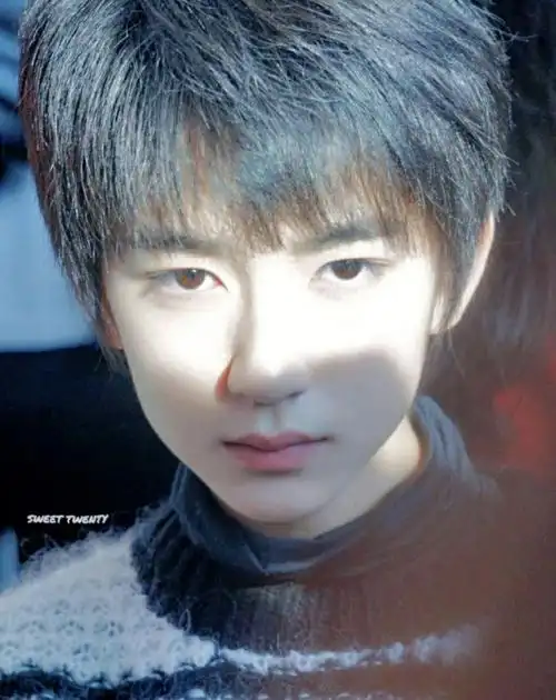 关于christina贺呵呵