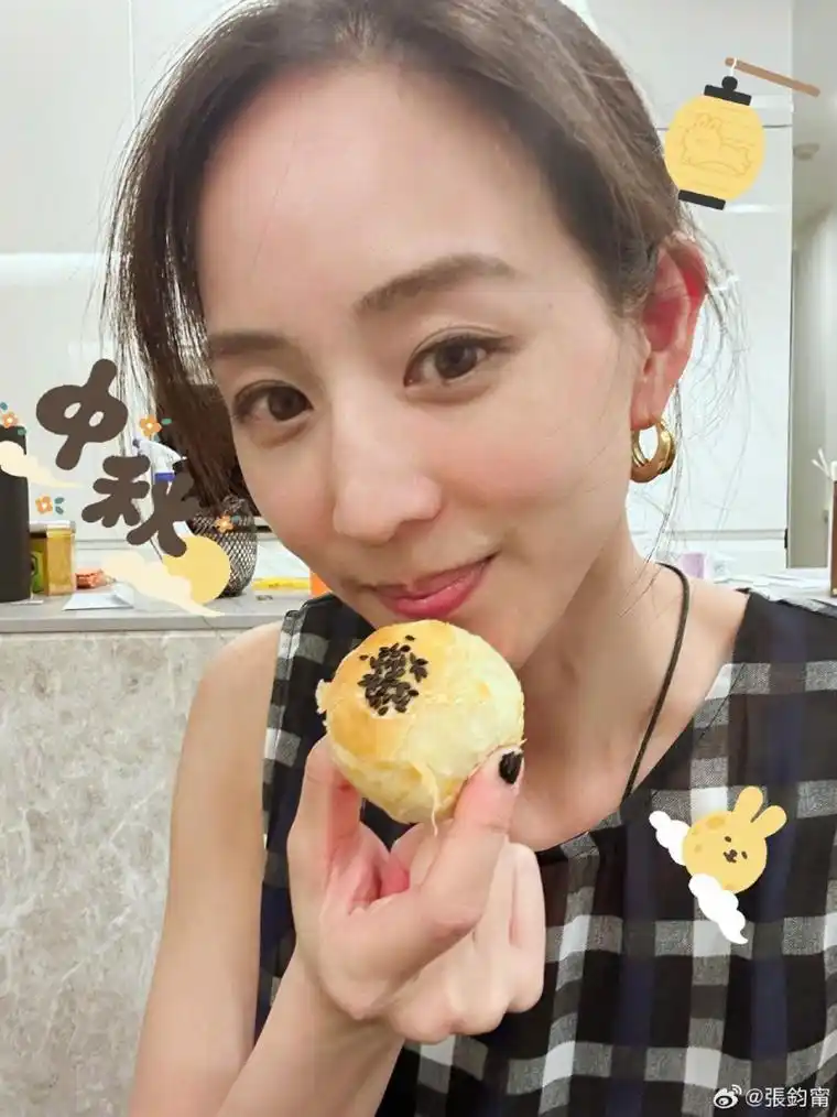 41岁张钧甯被传和小3岁导演柯汶利结婚,经纪人未否认:有好消息会分享