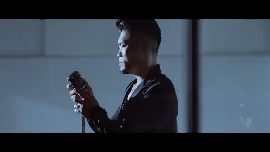 耿低调         你还记得那个唱歌很好听的 李玖哲吗#流行音乐风向