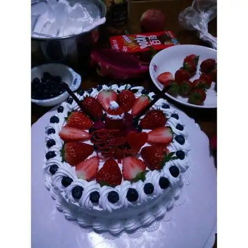 咿呀咿呀哟↗-10做的水果奶油【生日蛋糕】