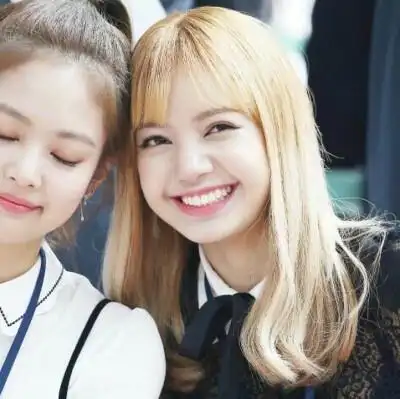 jennie×lisa 可二改闺头