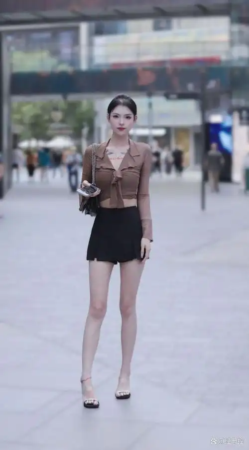 时尚街拍:让人目不暇接的都市美女