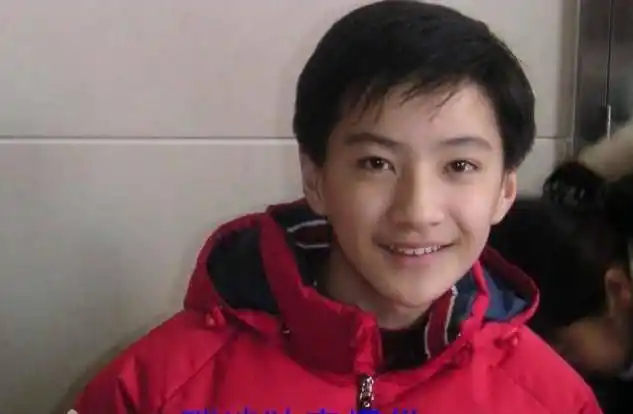 原创快乐星球男主结婚了表情搞怪撞脸杨洋新娘长相超喜庆