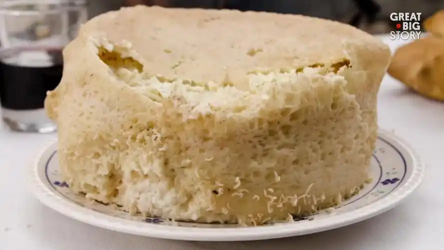 令人闻之色变的恐怖美食——意大利撒丁岛卡苏马苏奶酪