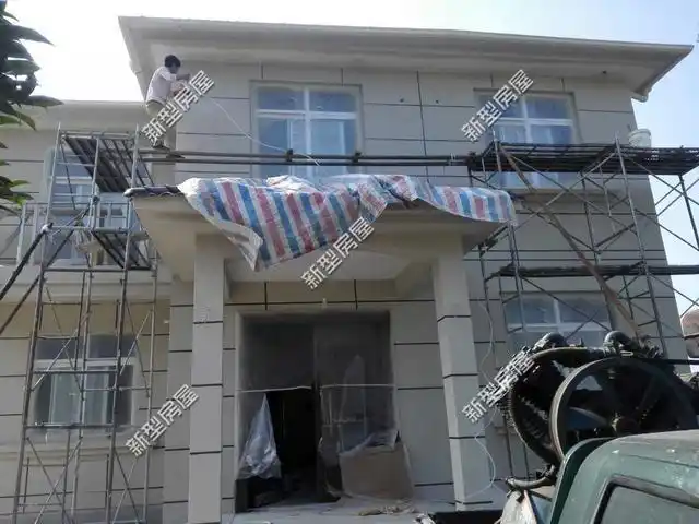 真石漆越来越流行,农村工人不会做怎么办?这篇文章来教你