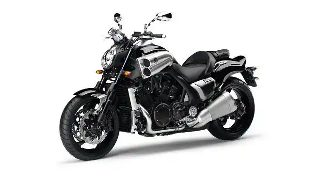 cars motorbikes yamaha vmax faces 2009 beach