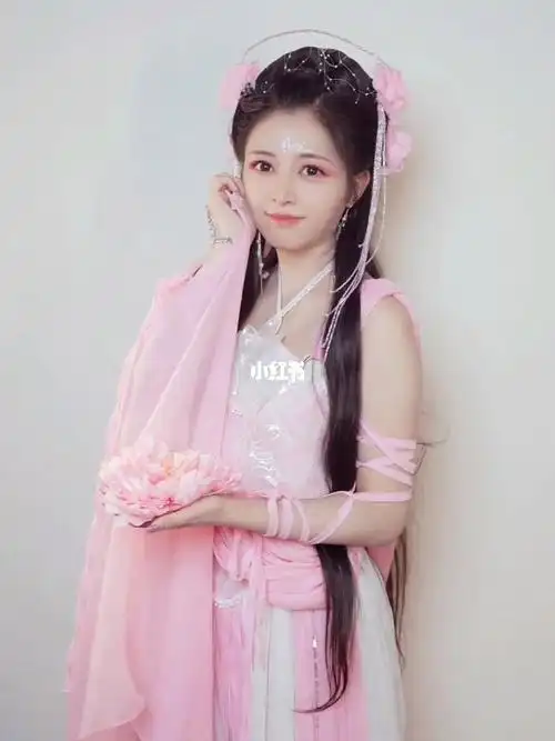 泱月古风欢天喜地七仙女粉儿cos之定妆照