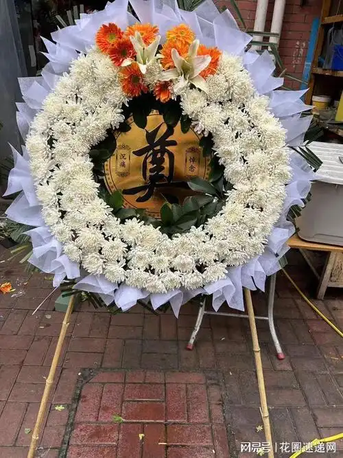环保花圈成新宠殡仪馆倡导绿色悼念新风尚