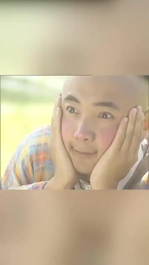 春光灿烂猪八戒猪八戒还不好意思了谈恋爱放屁还害羞了可爱