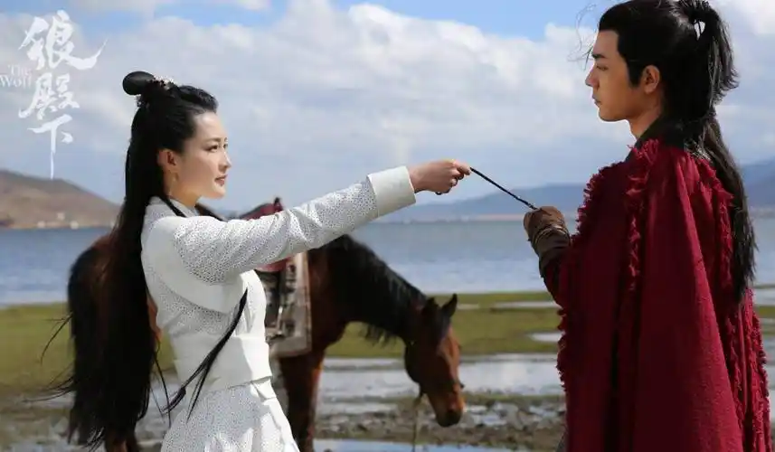 肖战继余生后又一古装剧未播先火搭档女神不追不行