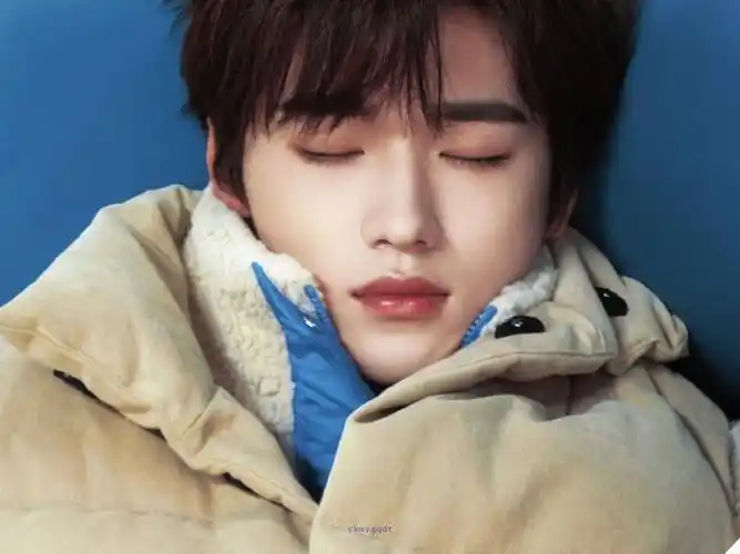 当你问我世界上最乖最可爱的人是?我:请看下图#宋亚轩声生不息