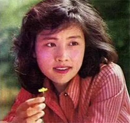 【图】杜淳妈妈杨丽现状被扒 与杜志国离婚复婚再离婚