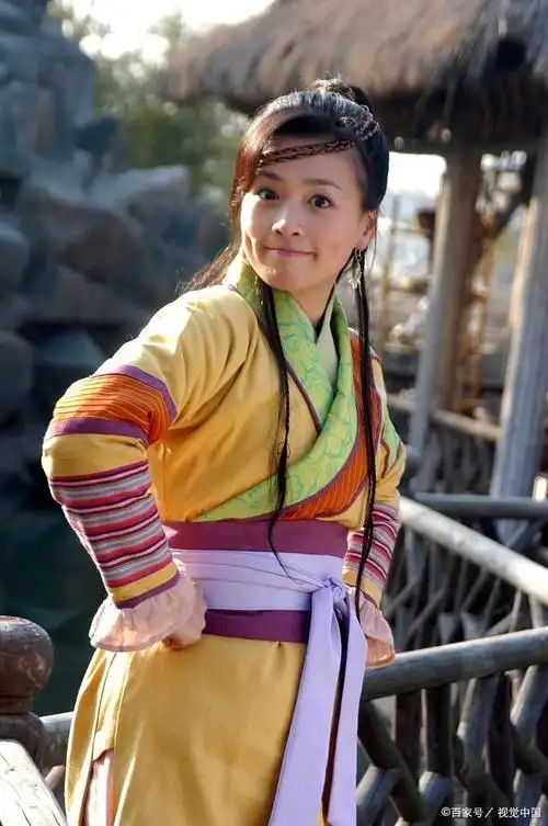 郭靖死后,郭襄行刺忽必烈遭遇一高手,回峨眉没多久就驾鹤西去