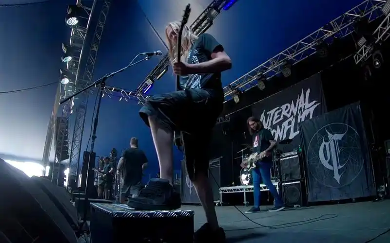 英国金属核/激流金属乐队internal conflict - bloodstock 2021_哔哩