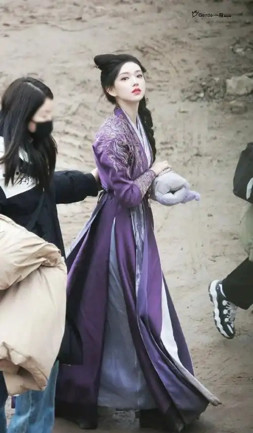 程潇古装扮相##程潇水中执箭造型