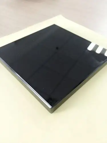 耀皮纯黑浮法玻璃