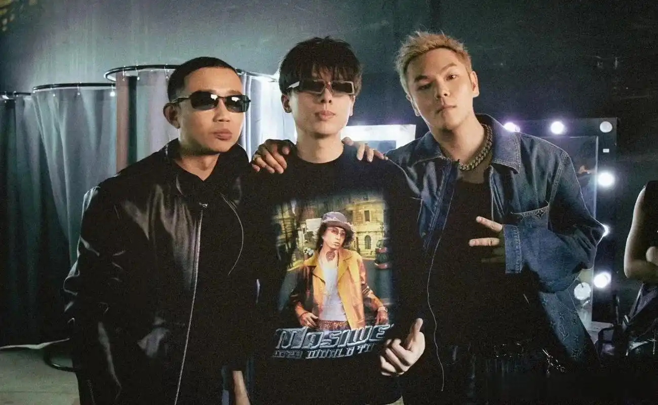 马思唯和法老见面没# 哈哈哈!法老和马思唯登上热搜!