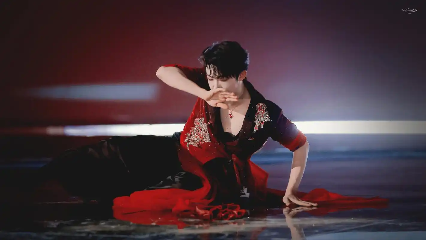 《创造营2021》选手刘宇舞蹈《关山酒》