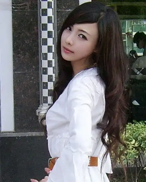 王紫菲个人生活写真照片前不久,美国总统奥巴马在上海科技馆发表演讲