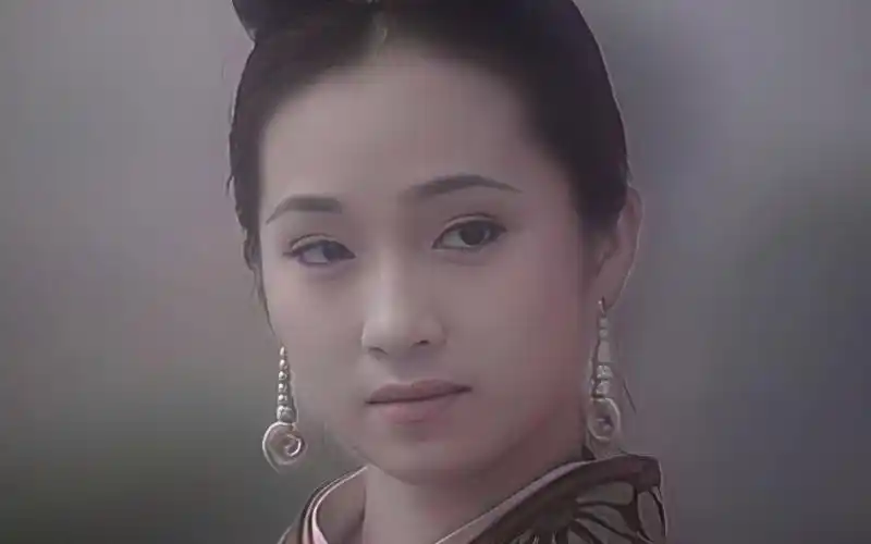 东周列国春秋篇:我不笑,是因为妾生来就不会笑【褒姒】