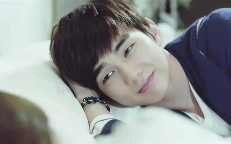 帅气男星俞承浩高清图片电脑壁纸俞承豪韩国帅哥男明星帅哥明星