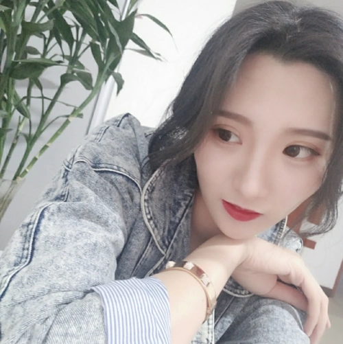 梦醒时见你 小桃红 女头图