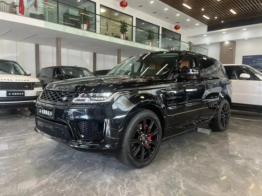 路虎 揽胜运动版 2022款 22 年 2 月份上 牌,揽胜运动 3