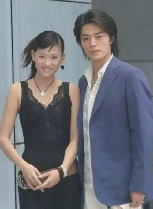 在刚开始拍摄这部剧的时候,霍建华对于陈乔恩很不满意,认为自己已经小