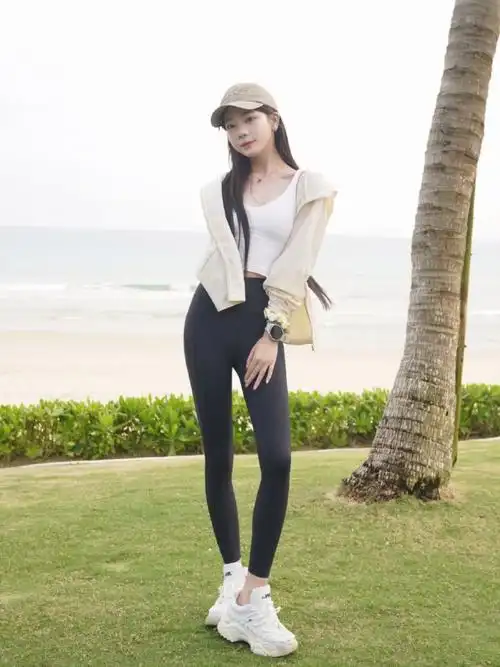 张紫宁这身材好顶呀,纤细美腿迷人至极,这诱惑力太足了!