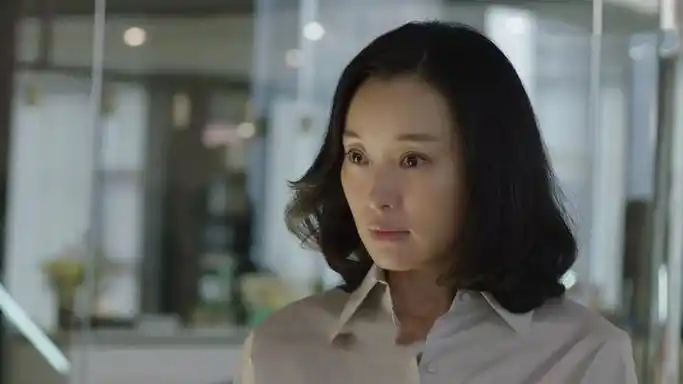 我的前半生凌玲找女孩谈判想用10万让她放弃孩子离开陈俊生