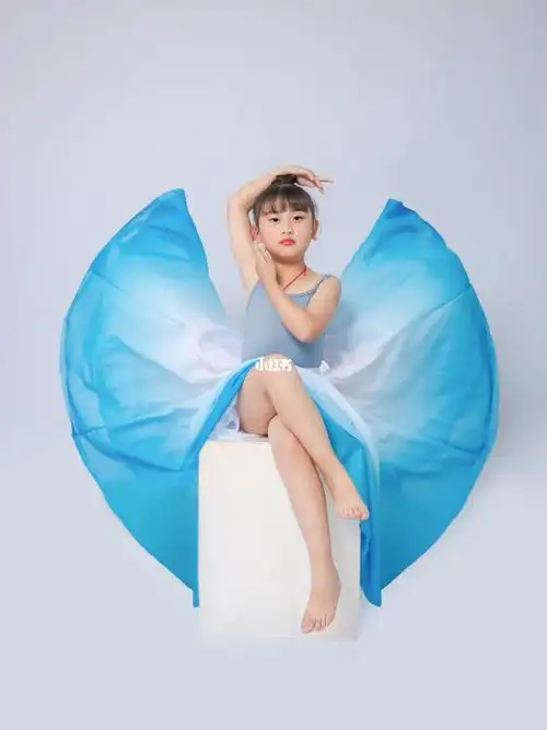 儿童舞蹈写真姿势