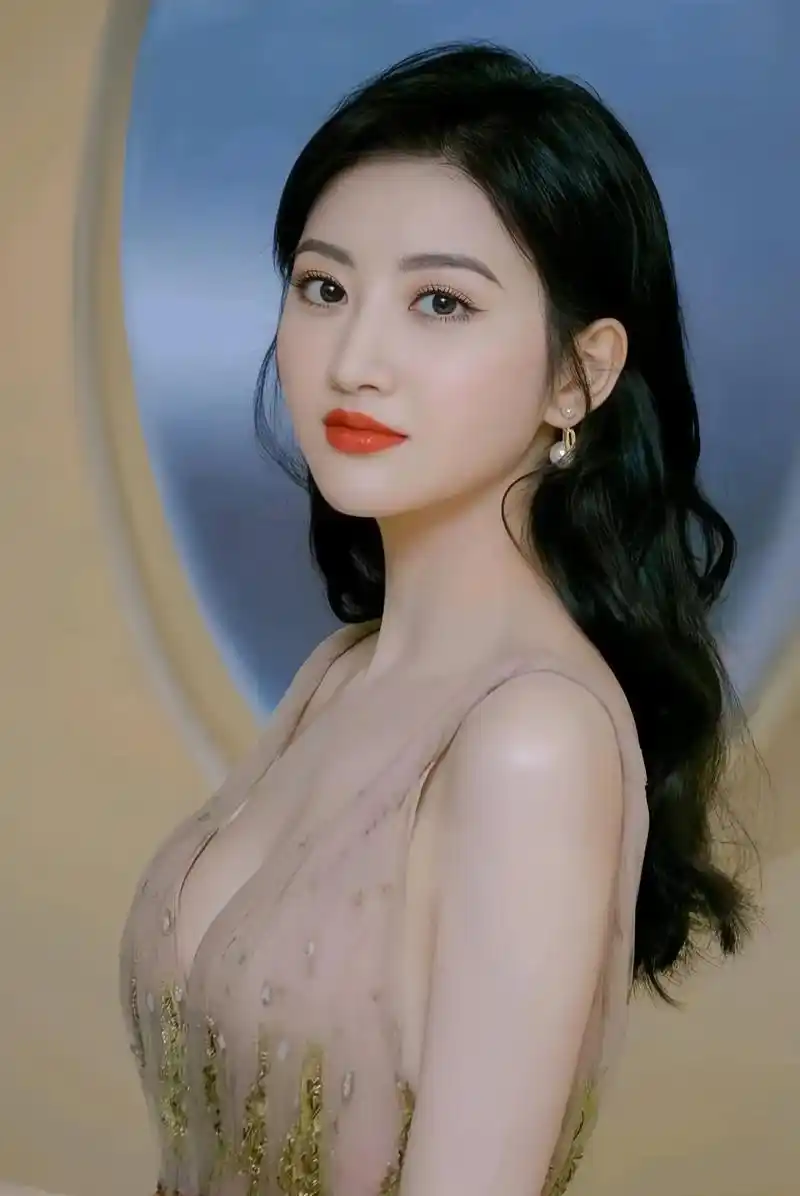 张继科景甜事件:为世人敲响警钟别让"私密照片"害人又害已!