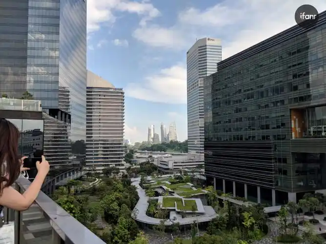 我们去google新加坡总部走了走还了解了下它是如何帮助创业者的