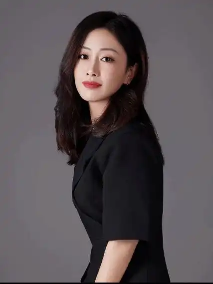 联系济南绿港装饰公司