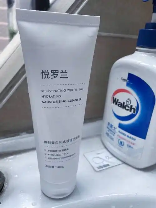 女士洗面奶品牌排行榜前十名,哪款洁面乳美白效果好?