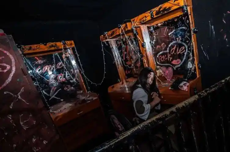 7大鬼域,10大鬼屋,500 高颜值npc.天津欢乐谷万圣节百鬼来袭!