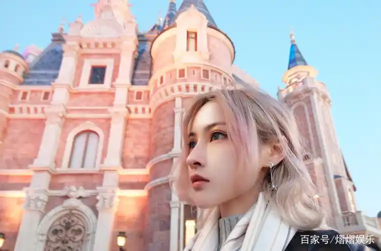 夙胤言生是男是女?她有什么cosplay的代表作?