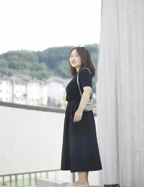 胖女孩穿什么显瘦(胖的女孩穿什么衣服显瘦)