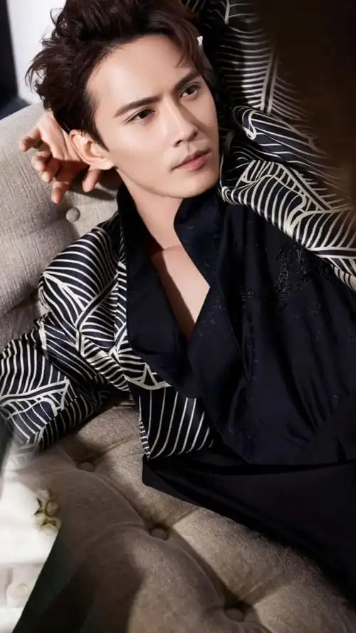 徐正溪一个帅到让我窒息的男人-度小视