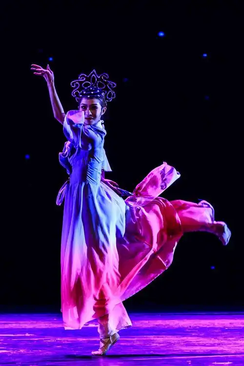 古典舞《点绛唇》 - 美篇