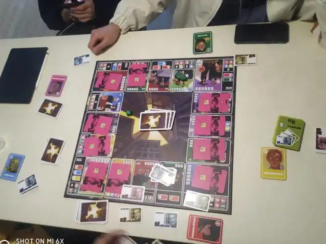 我是大老板逍遥又自在抢人不眨眼撕人不放盐