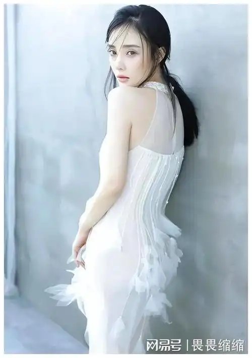 没想到,"做头发"事件才过去6年,李小璐就以"这种姿态"出现|甜馨|马苏